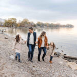10 Tips for Preparing for Your Family Photography Session | Toronto Family Photographer Guide 2 Family portrait guide 1 1