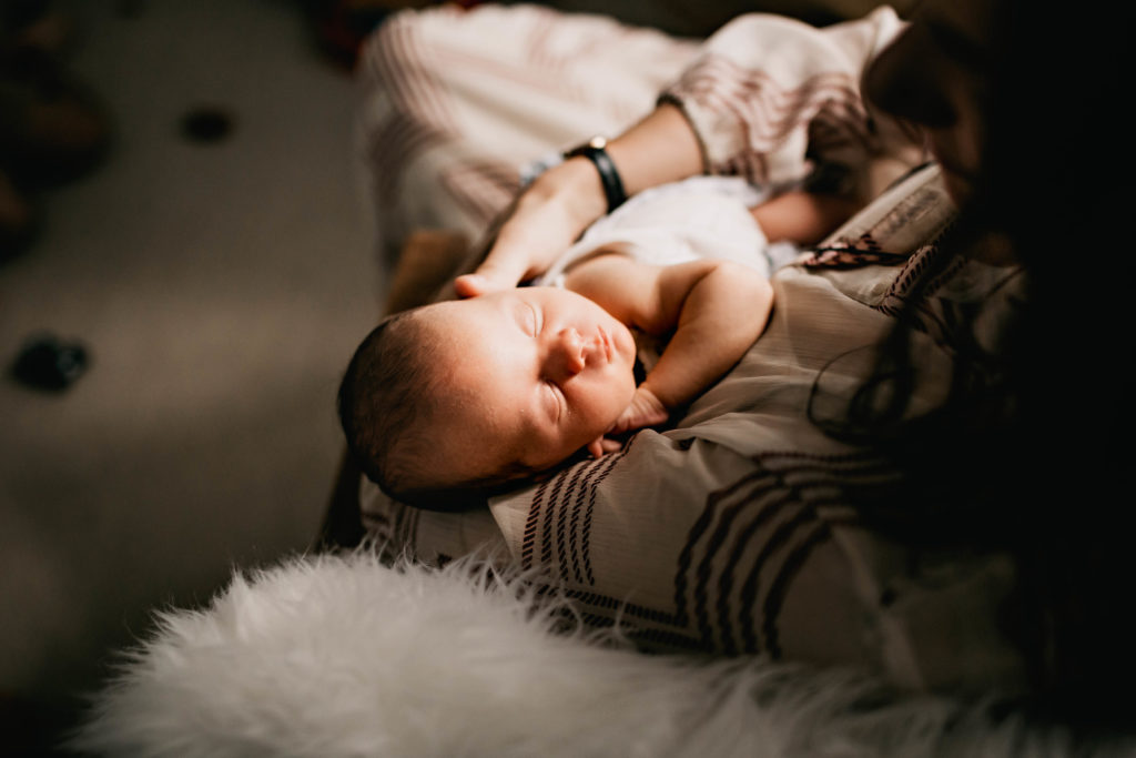 Toronto lifestyle photography newborn portraits 13
