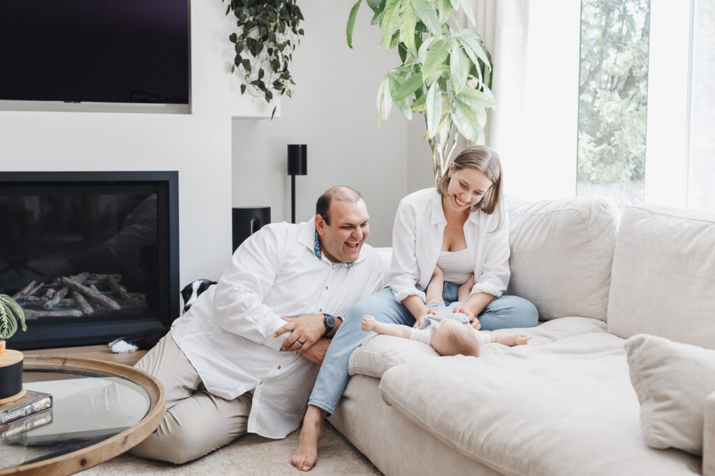 cozy mid-day family photos session at home in Toronto