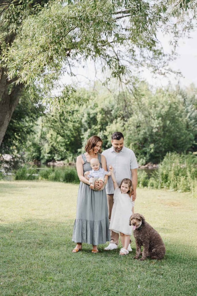 Summer family photos at Marie Curtis Park