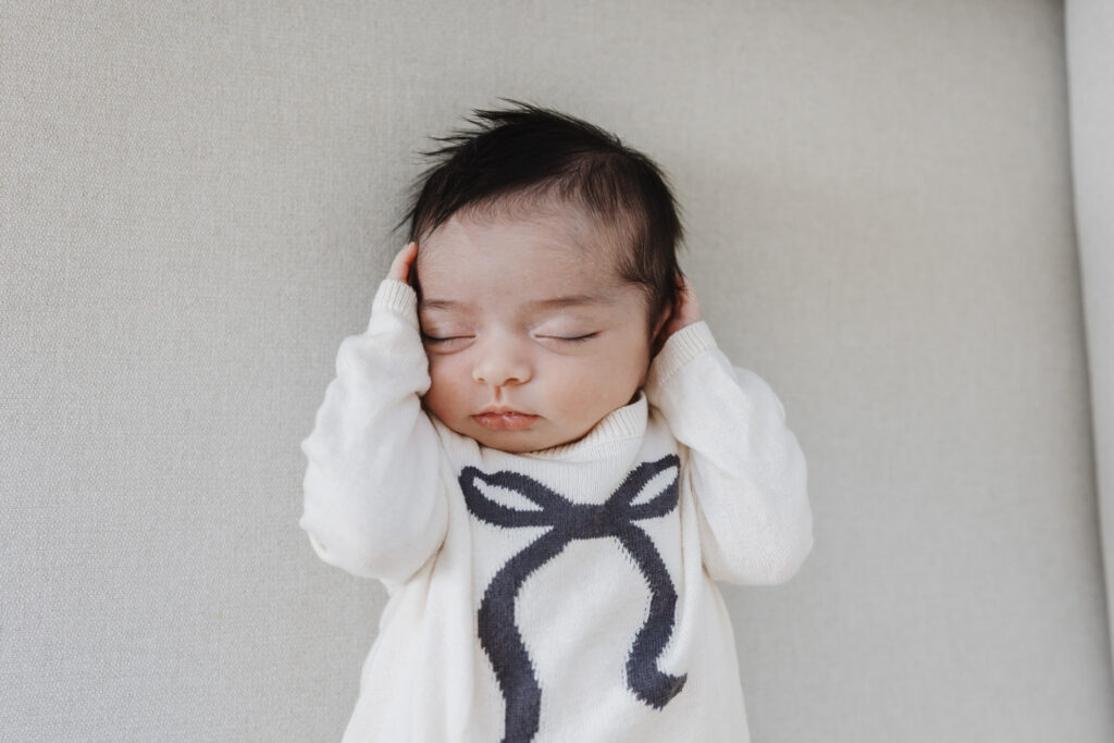 newborn photos toronto condo